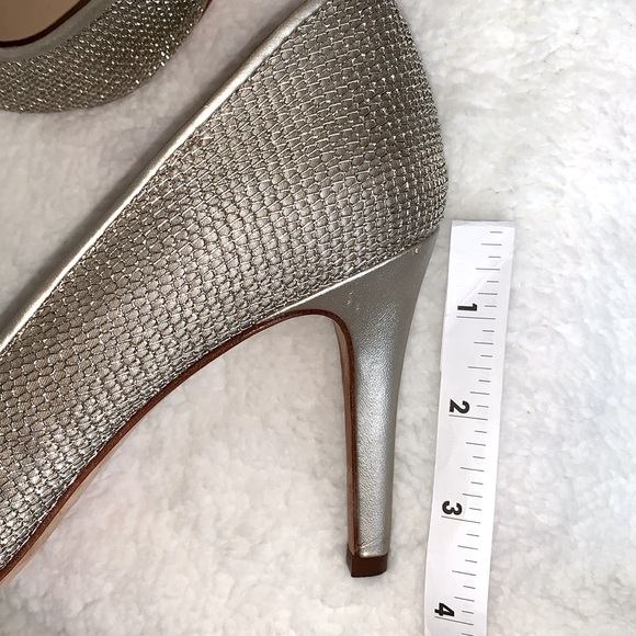 Champagne Gold Mesh Pumps - Picture 5 of 10